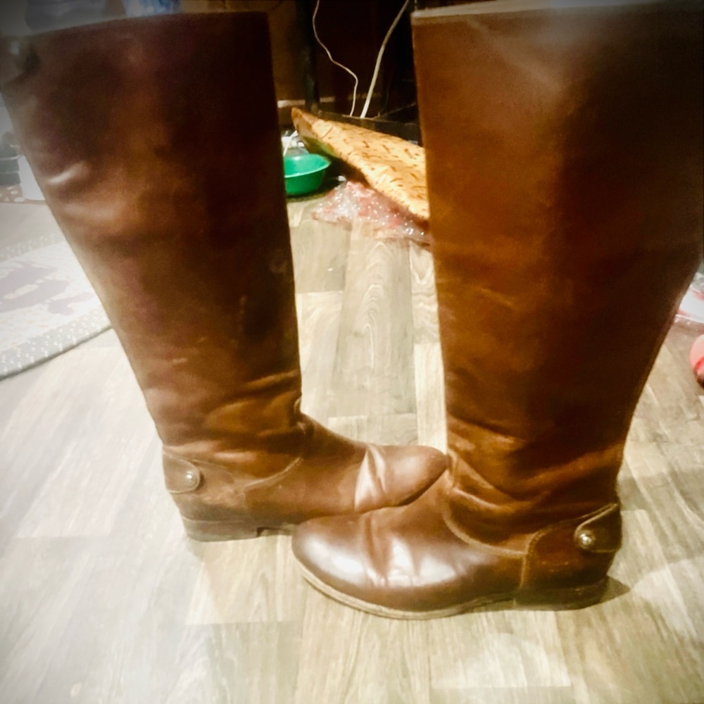 FRYE AND CO. Dark Brown Leather Knee Boots